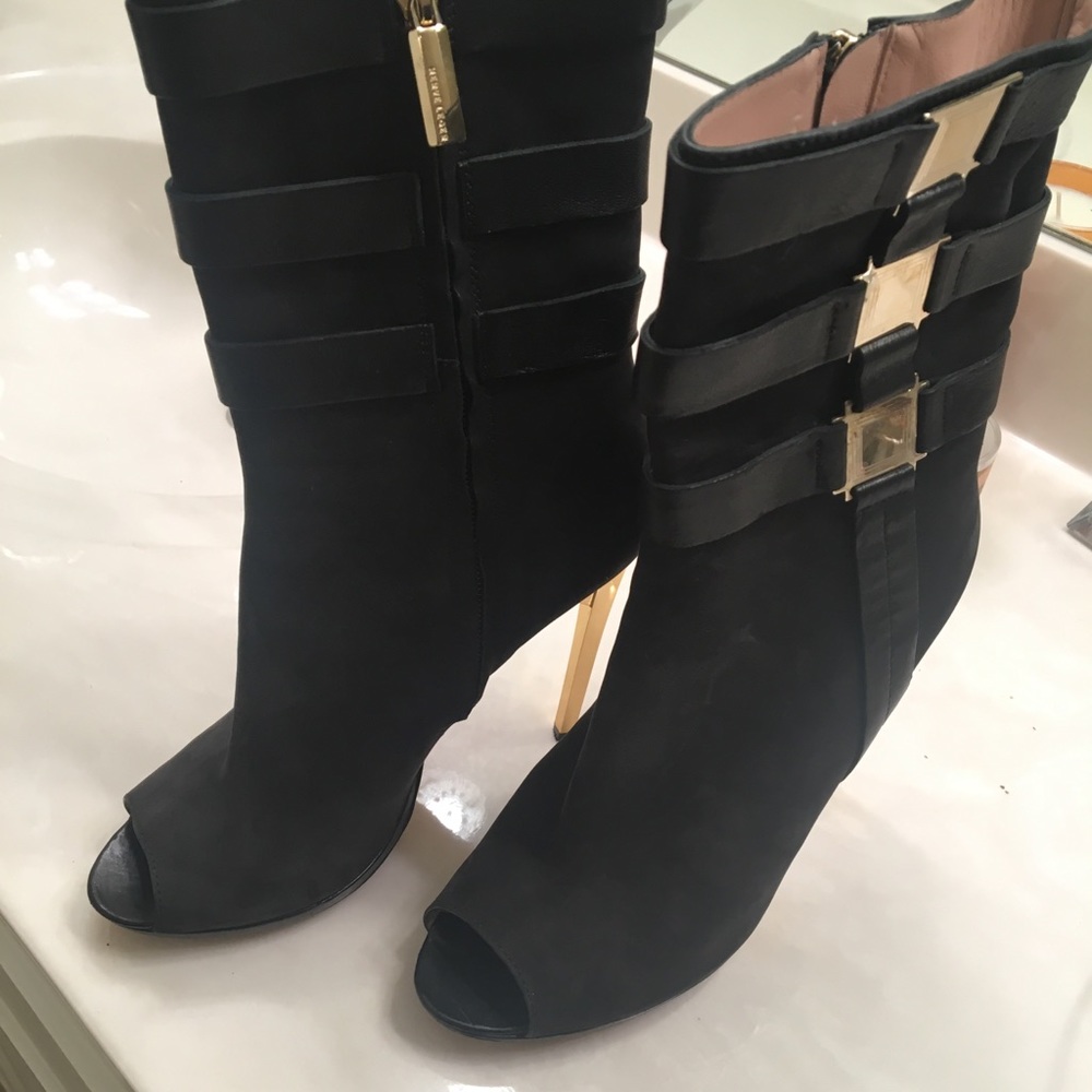 Herve Leger boots